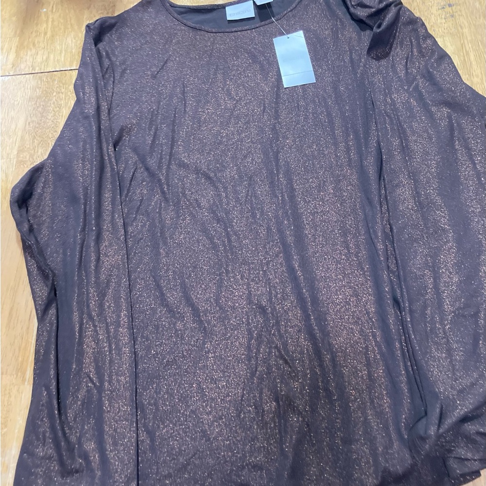 Beautiful Chico ‘s foil karina shirttail  top Ls copper